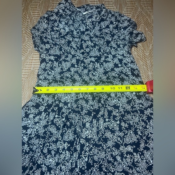 Urban Outfitters Kimchi Blue Women Short Sleeve Floral Button Up Dress,Size XS - Picture 6 of 11